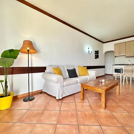 Casa Botino 2 * لا أوروتافا